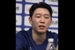 曲虹霖：上半场表现不好 中场解指导强调后我们防守打出了侵略性